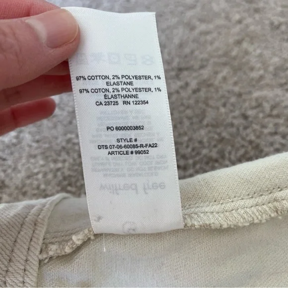 Aritzia Wilfred Free Modern Utility Pant in Gd Birch Size 6 - Picture 10 of 13
